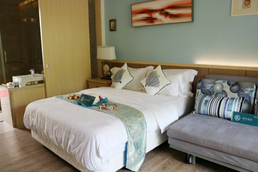 Roeasy Hospitality Hotel Sanya Extérieur photo